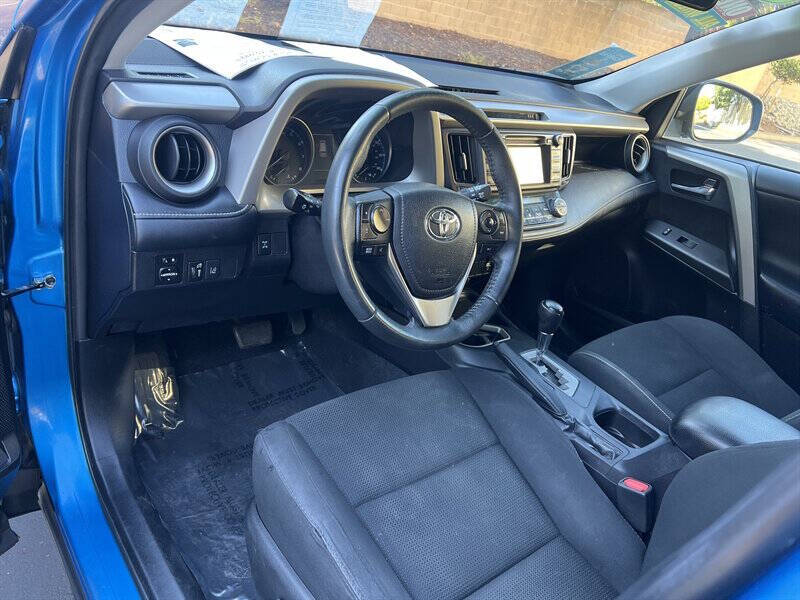 2017 Toyota RAV4 XLE