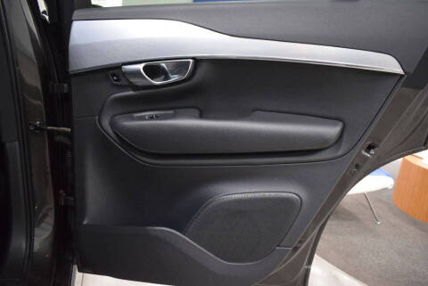 2018 Volvo XC90 T5 Momentum 7-Passenger