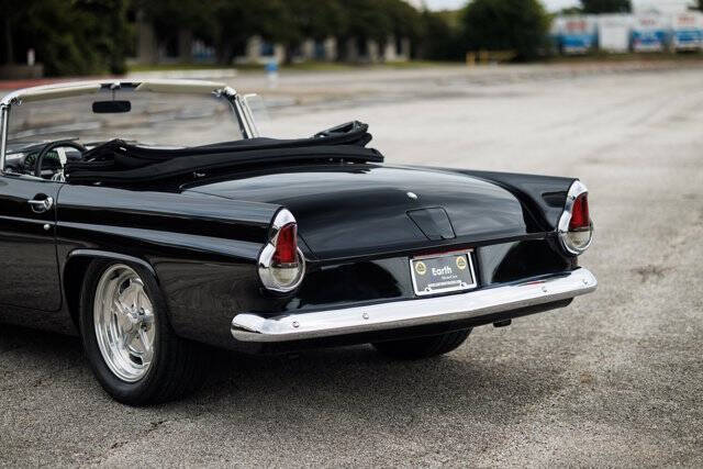 1956 Ford Thunderbird