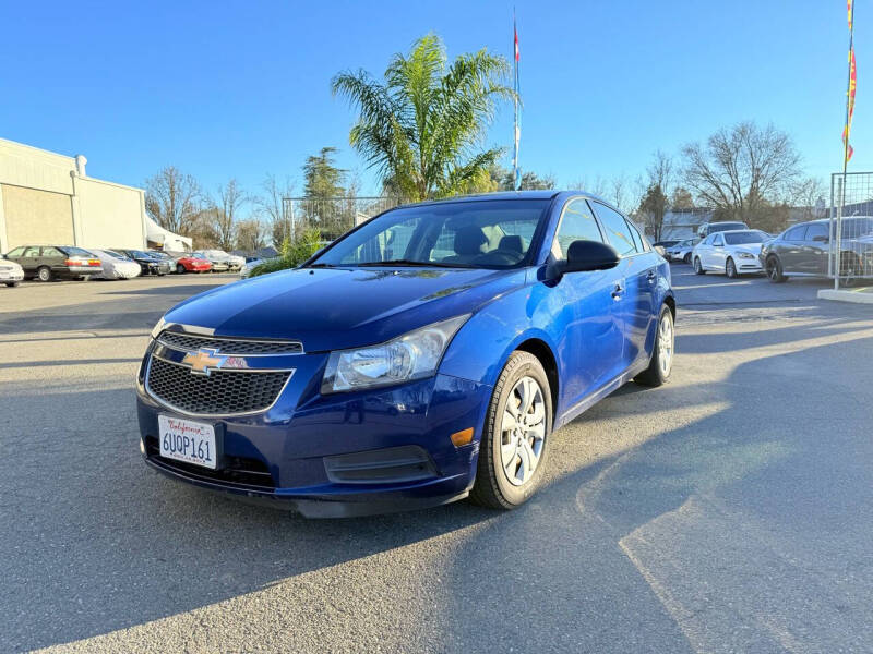 2012 Chevrolet Cruze for sale at Best Rate Motors in Davis CA