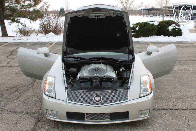 2005 Cadillac XLR