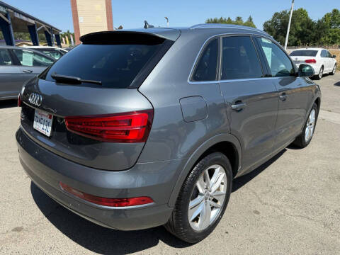 2016 Audi Q3 2.0T Premium Plus