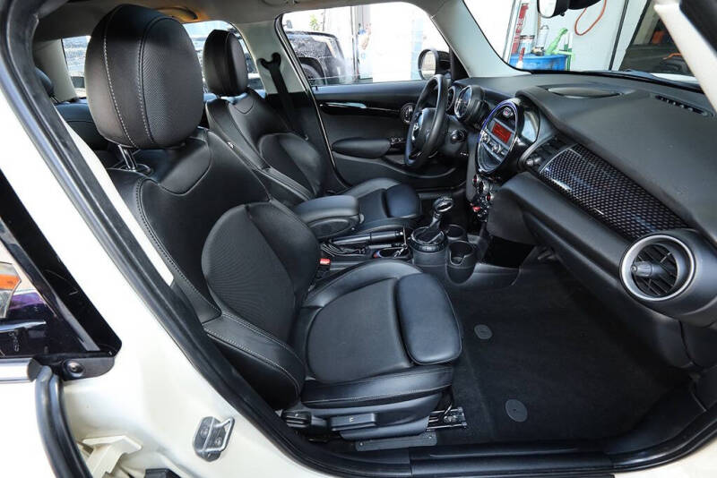 2015 MINI Hardtop 4 Door Cooper S
