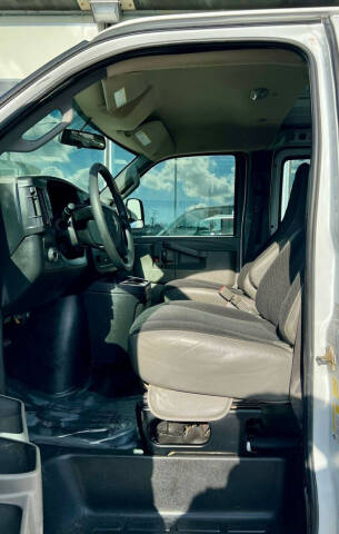 2020 GMC Savana 2500