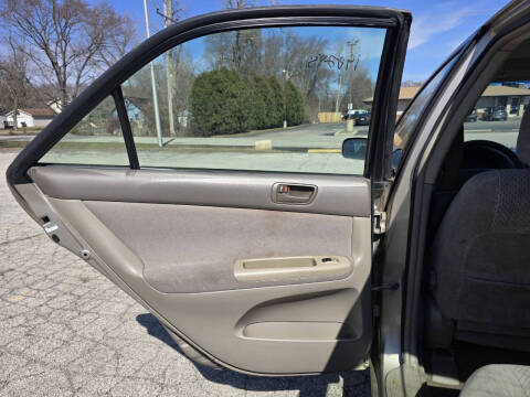 2003 Toyota Camry LE