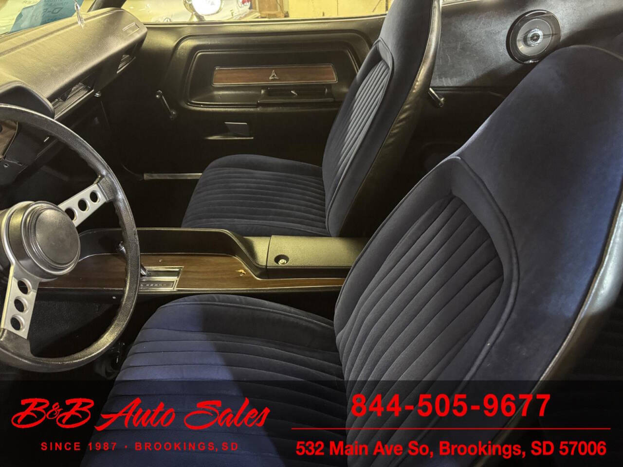 1974 Dodge Challenger 11