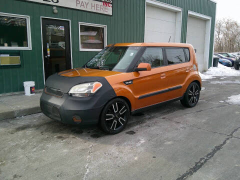 2010 Kia Soul +