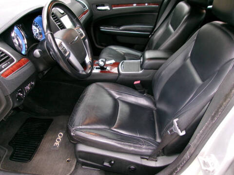 2012 Chrysler 300 Limited