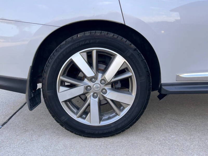 2015 Nissan Pathfinder Platinum