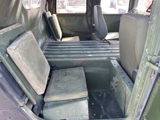 2004 AM General M1123