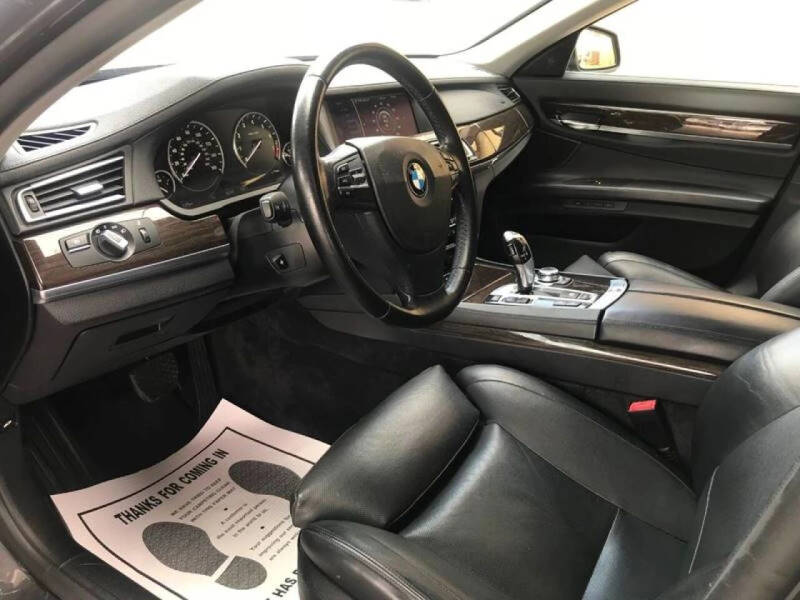 2011 BMW 7 Series 750Li xDrive