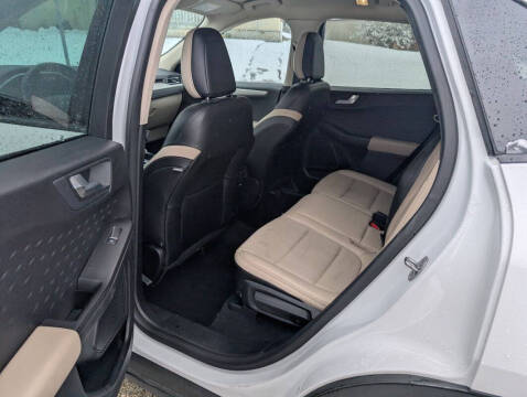 2020 Ford Escape SEL