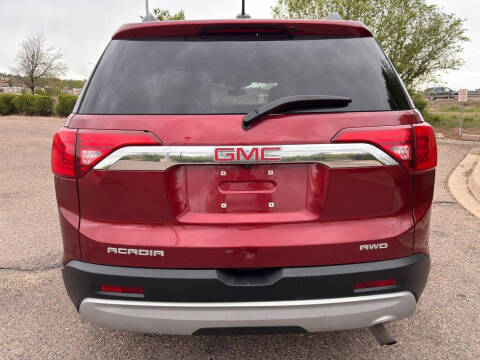 2017 GMC Acadia SLE-2