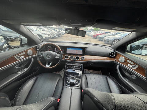 2017 Mercedes-Benz E-Class E 300