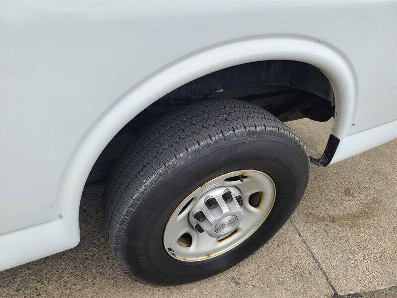 2017 Chevrolet Express 2500