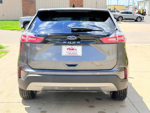 2022 Ford Edge SEL