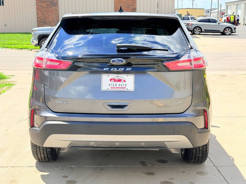 2022 Ford Edge SEL