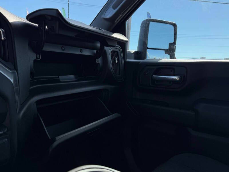 2023 Chevrolet Silverado 2500HD Custom