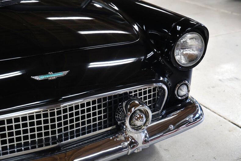 1956 Ford Thunderbird