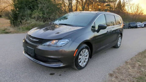 2021 Chrysler Voyager L