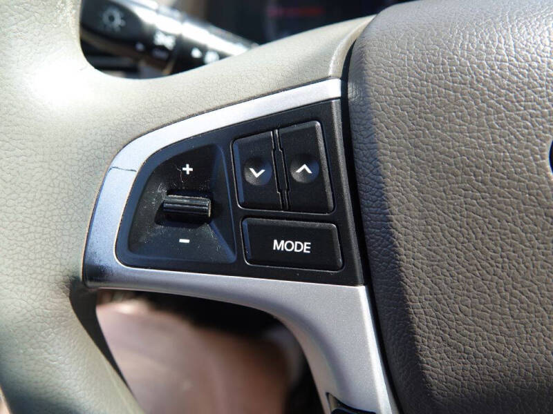 2012 Hyundai Accent GLS