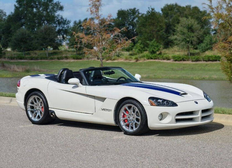 2005 Dodge Viper for sale at Haggle Me Classics in Hobart IN