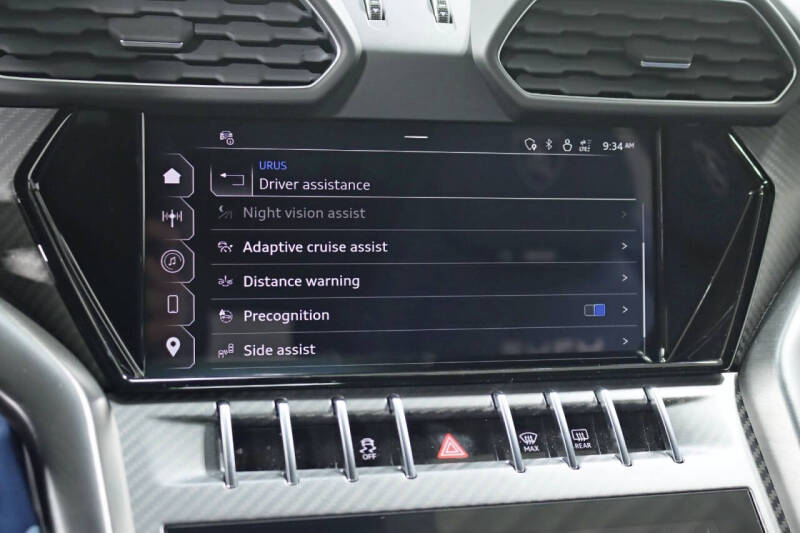 2024 Lamborghini Urus S