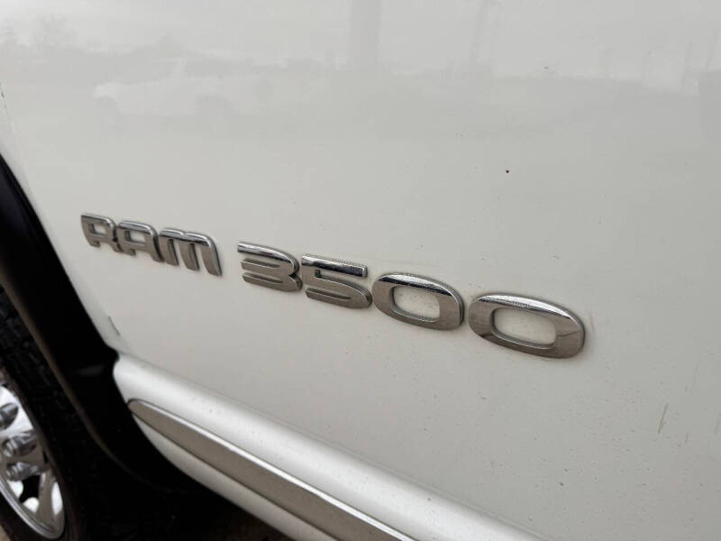 2004 Dodge Ram 3500 SLT