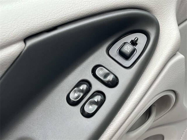 2002 Ford Mustang GT Deluxe