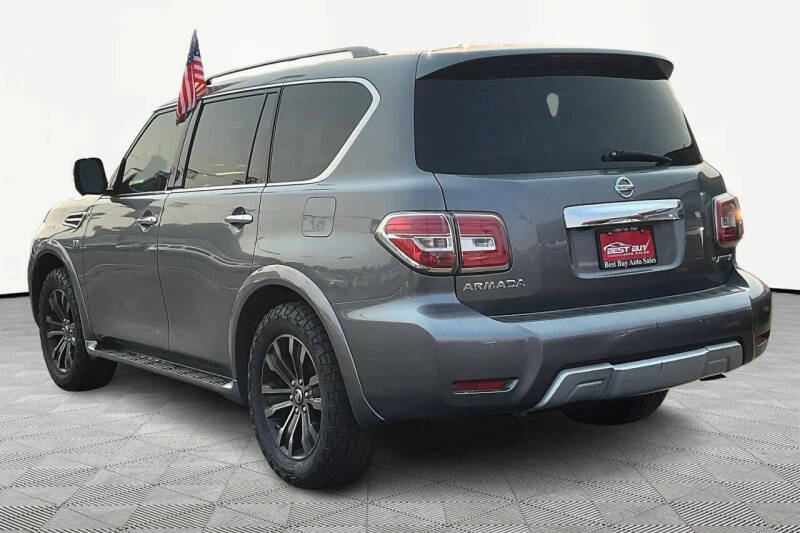 2017 Nissan Armada Platinum