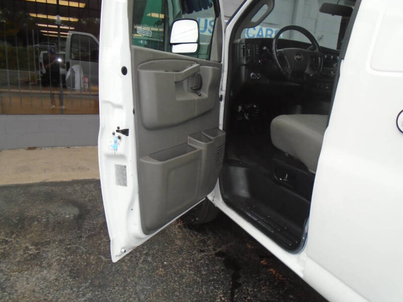 2017 Chevrolet Express 2500