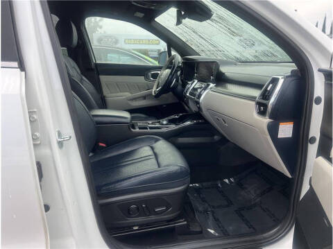 2022 Kia Sorento Plug-In Hybrid SX Prestige