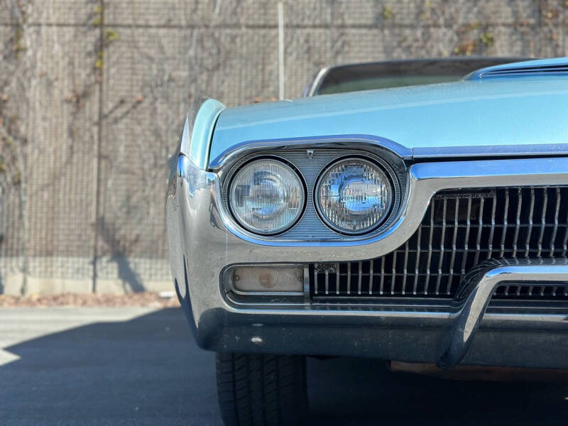 1963 Ford Thunderbird