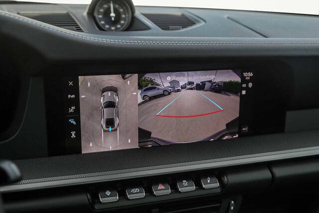 2025 Porsche 911 Carrera