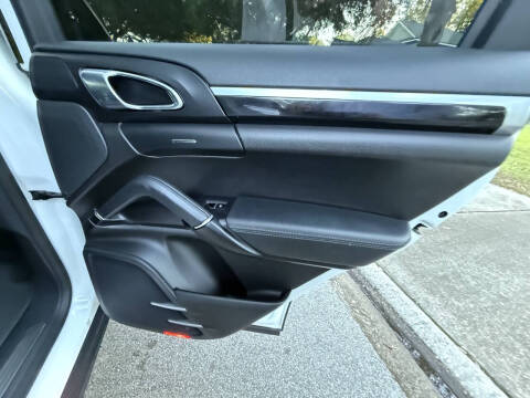 2016 Porsche Cayenne