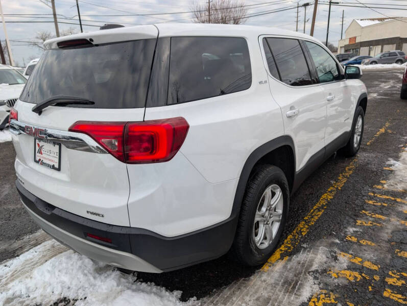 2017 GMC Acadia SLE-1