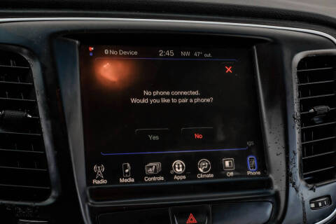 2017 Chrysler 200 Limited Platinum