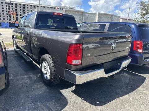 2021 RAM 1500 Classic SLT