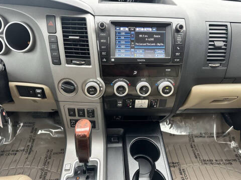 2013 Toyota Sequoia Platinum