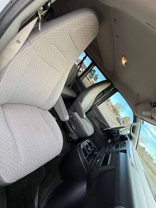 2017 Chevrolet Express LT 3500