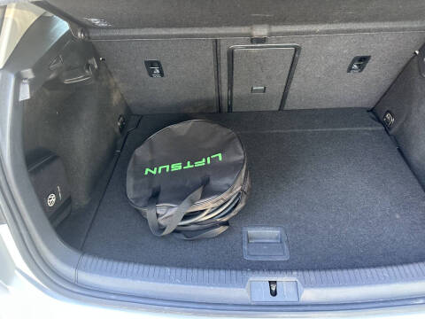 2015 Volkswagen e-Golf SEL Premium