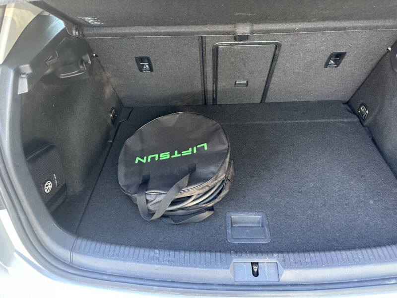 2015 Volkswagen e-Golf SEL Premium