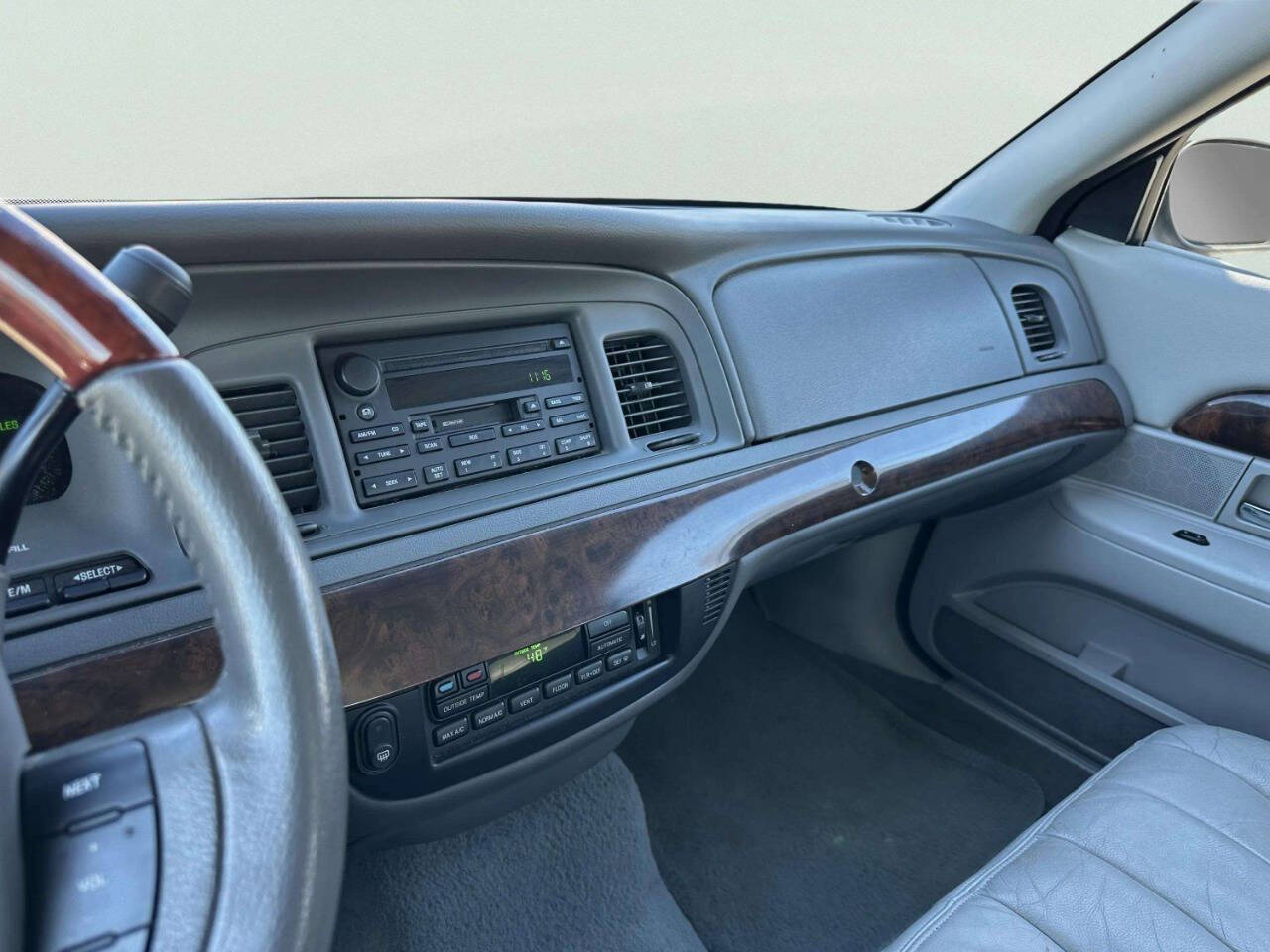 MercuryGrand Marquis31
