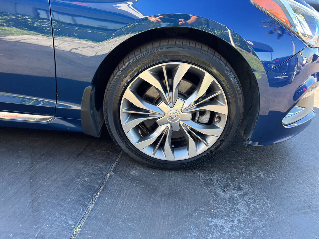 2015 Hyundai Sonata  - $14,900