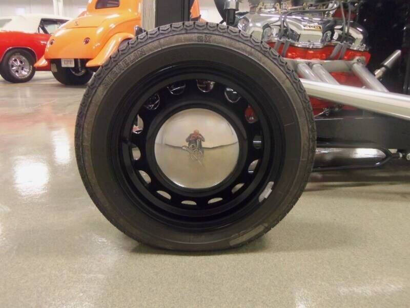 1932 Ford Model B Roadster Hot Rod