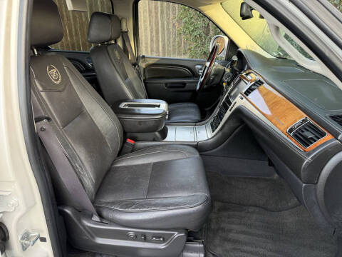 2012 Cadillac Escalade Hybrid Platinum Hybrid