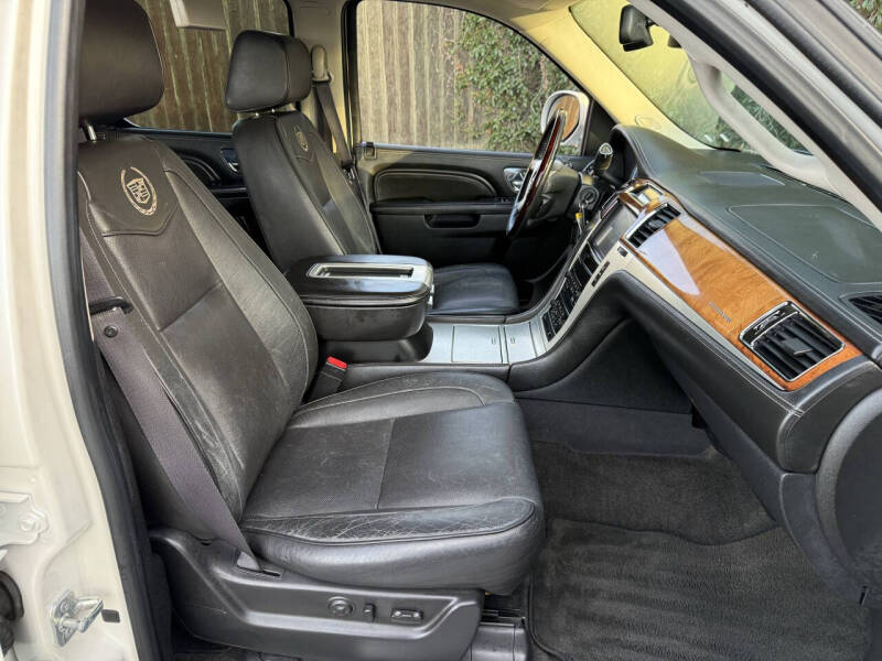 2012 Cadillac Escalade Hybrid Platinum Hybrid