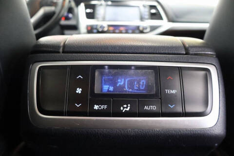 2016 Toyota Highlander