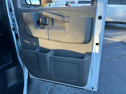 2021 Chevrolet Express 2500