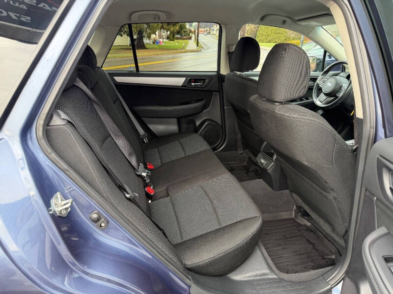 2018 Subaru Outback 2.5i Premium